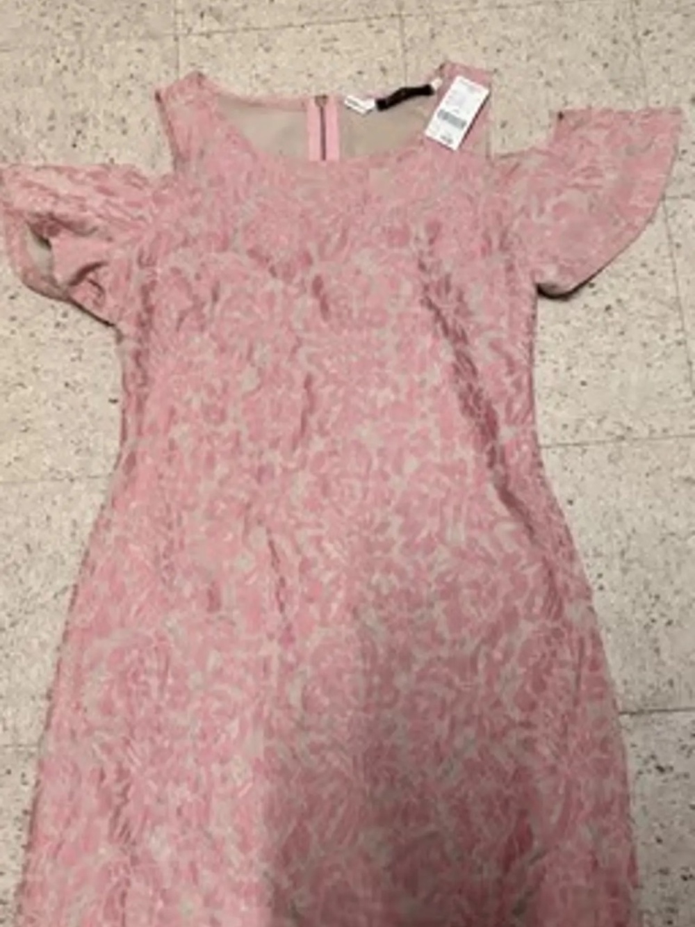 NEW WITH TAG! DISCOVERY SIZE MEDIUM M PINK COLD SHOULDER DRESS LOT6450